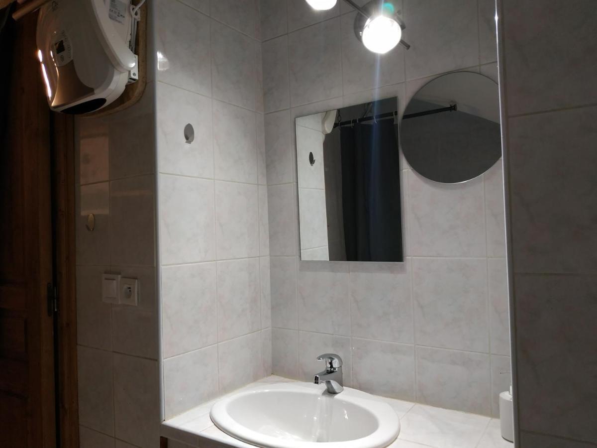 Appartement Chateau Uriage-Chamrousse Saint-Martin-dʼUriage Exteriör bild