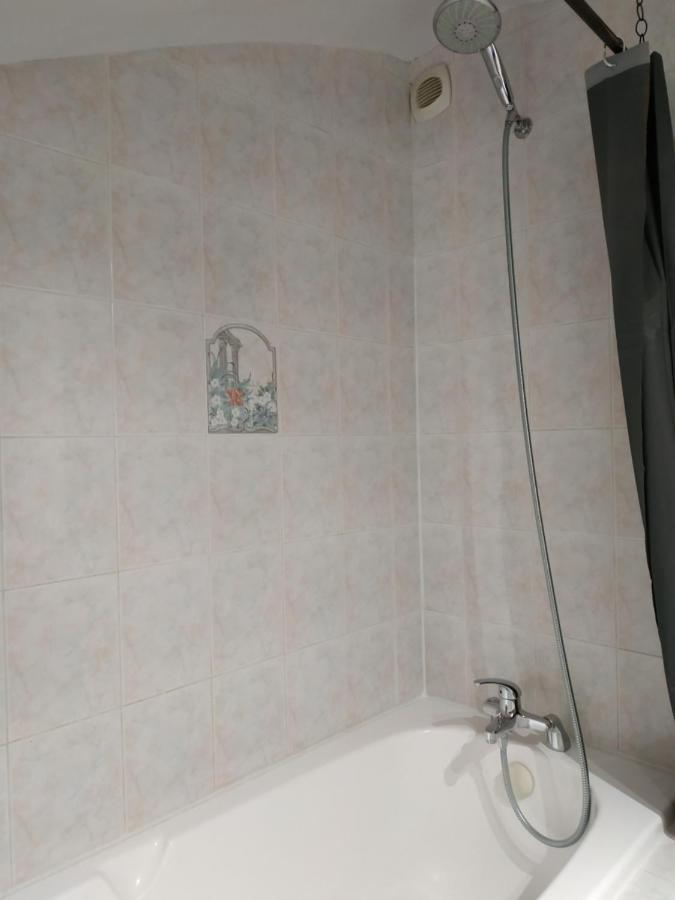 Appartement Chateau Uriage-Chamrousse Saint-Martin-dʼUriage Exteriör bild