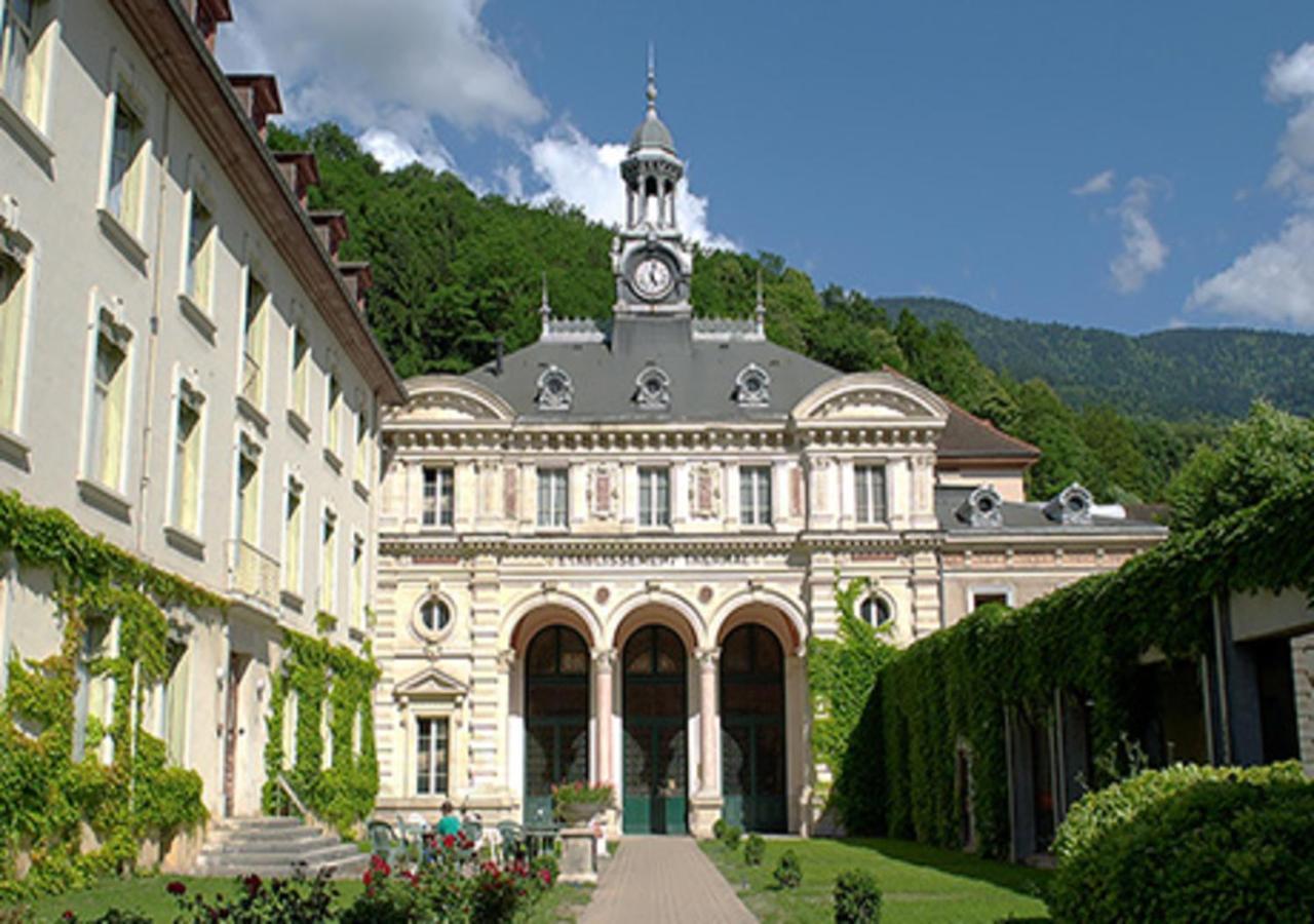 Appartement Chateau Uriage-Chamrousse Saint-Martin-dʼUriage Exteriör bild