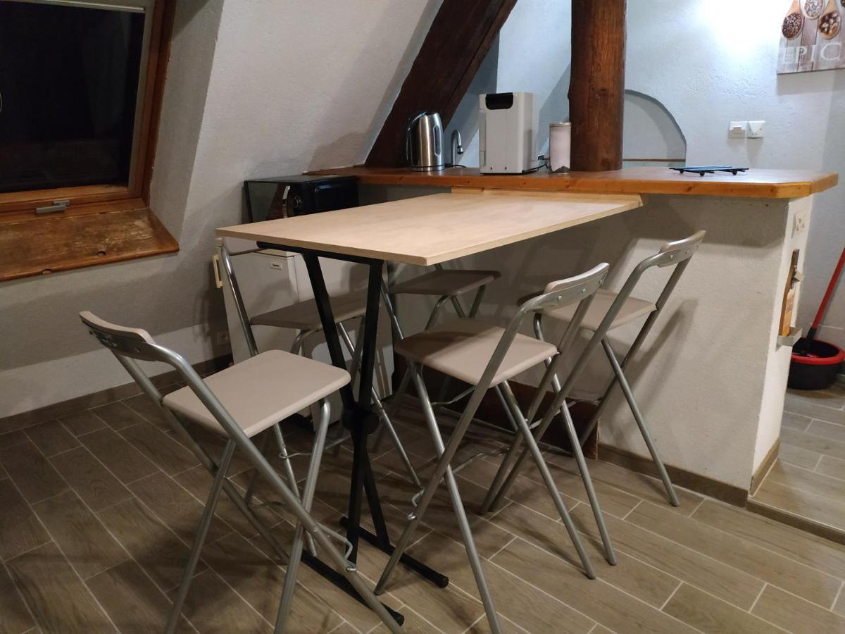 Appartement Chateau Uriage-Chamrousse Saint-Martin-dʼUriage Exteriör bild